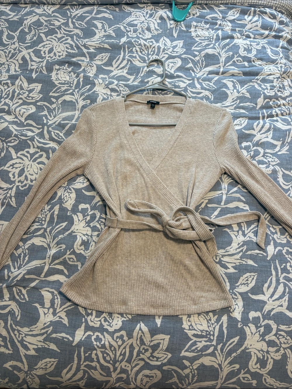 Express Ribbed Wrap V-Neck Sweater in Light Taupe